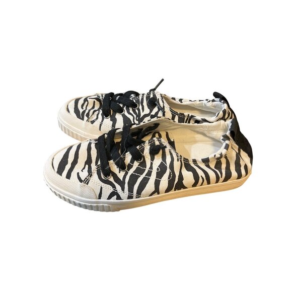 Tretorn Womens Zebra Print Lace-Up Sneakers Size 6.5 Casual Canvas Shoes - Picture 1 of 6